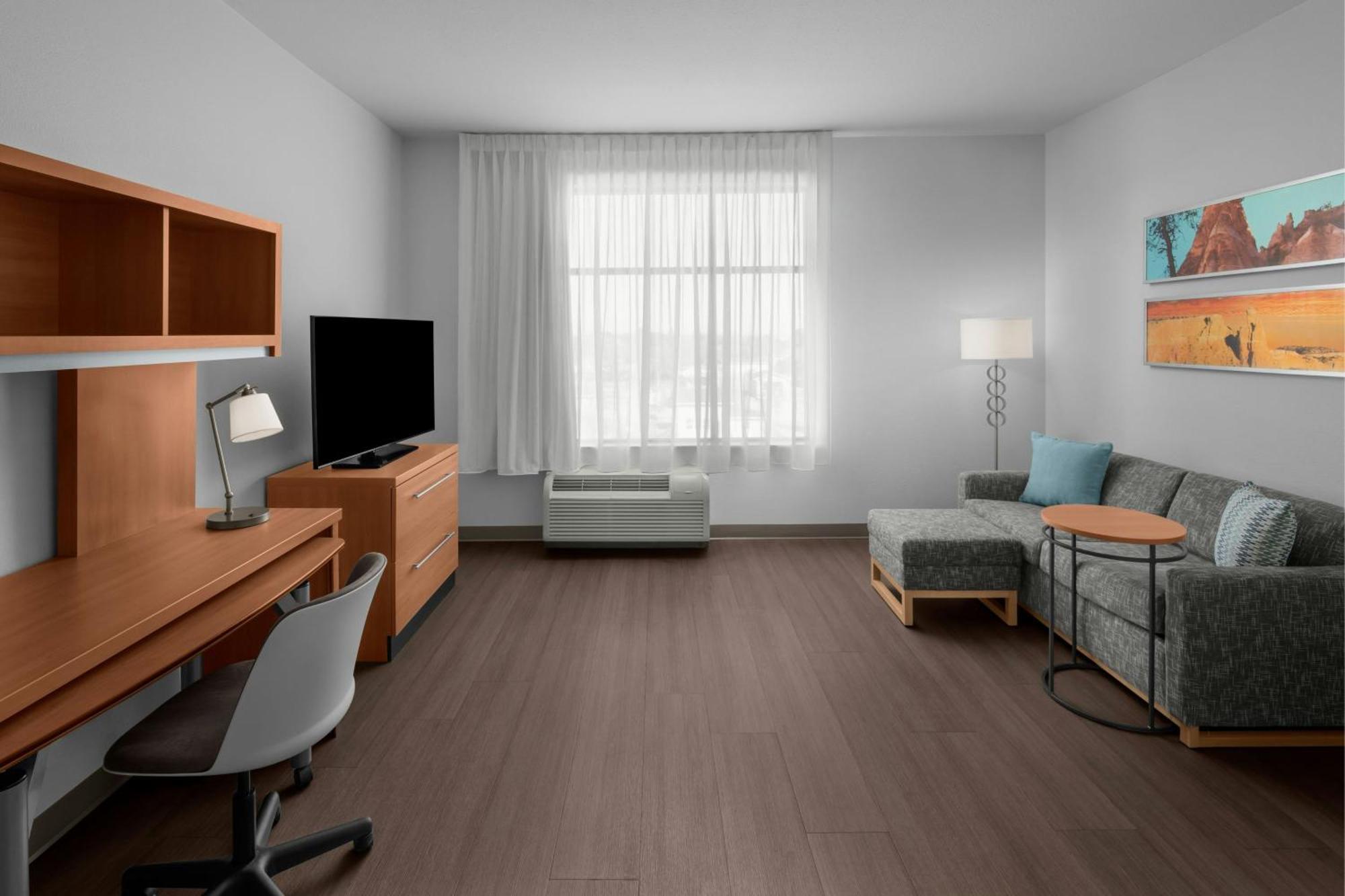 ทาวน์เพลส สวีท ฮอบส์ Hotel ภายนอก รูปภาพ